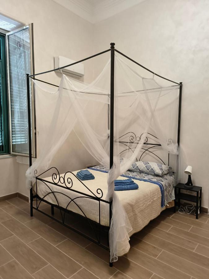 Отель Capuana House Катания Экстерьер фото